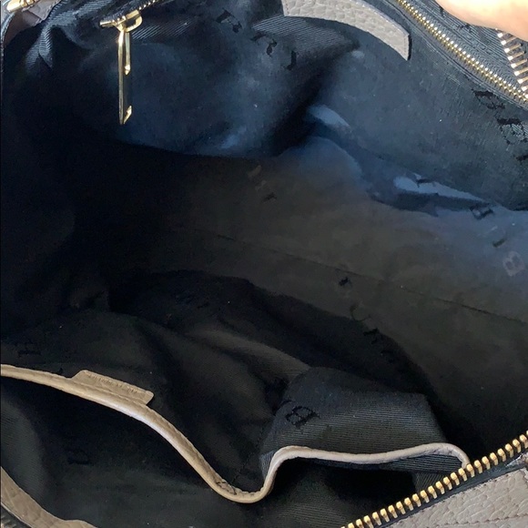 SOLD ~ Perfect Fall Bag - Burberry Gladstone Tote 🍂 - Picture 7 of 8